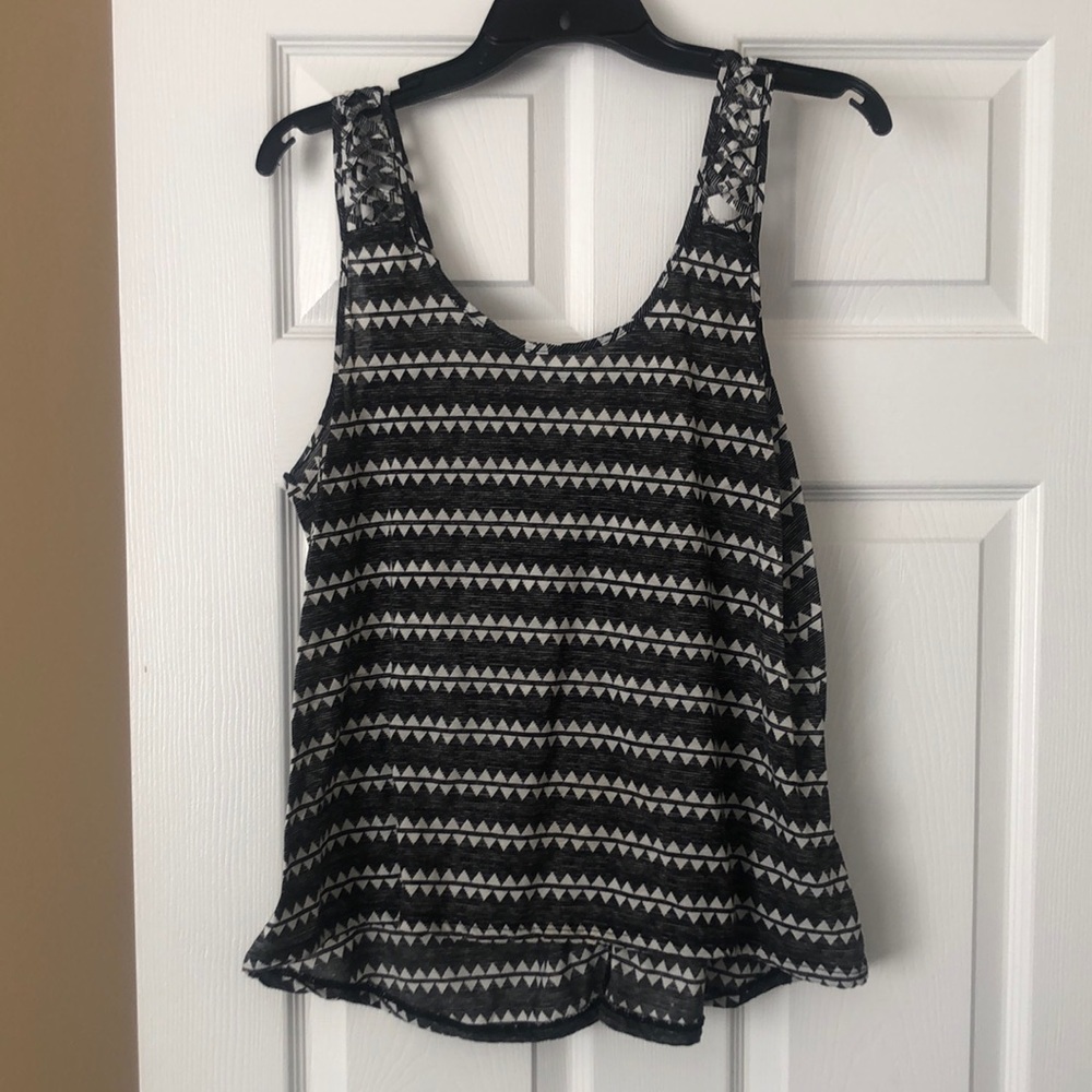 Black & white flowy high low tank